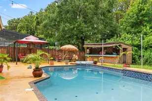 16502 E Course Dr, Tampa, FL 33624 - Photo 39