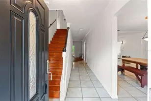 16502 E Course Dr, Tampa, FL 33624 - Photo 7