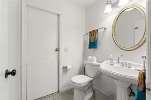 16502 E Course Dr, Tampa, FL 33624 - Photo 27