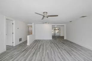 8201 Channel Dr, Port Richey, FL 34668 - Photo 7