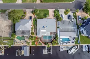 220 Driftwood Dr S, Palm Harbor, FL 34683 - Photo 85