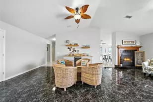 2435 N Watersedge Dr, Crystal River, FL 34429 - Photo 7