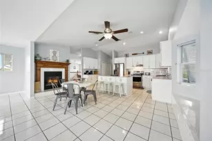 2435 N Watersedge Dr, Crystal River, FL 34429 - Photo 19