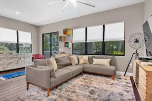 2516 W Curtis St, Tampa, FL 33614 - Photo 5