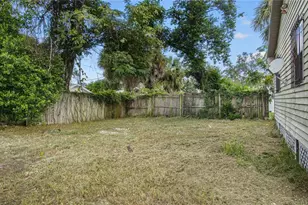 3714 N 57th St, Tampa, FL 33619 - Photo 21