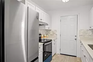 3714 N 57th St, Tampa, FL 33619 - Photo 9