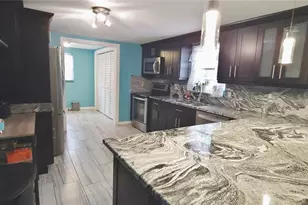 11241 Linden Ln, Port Richey, FL 34668 - Photo 7