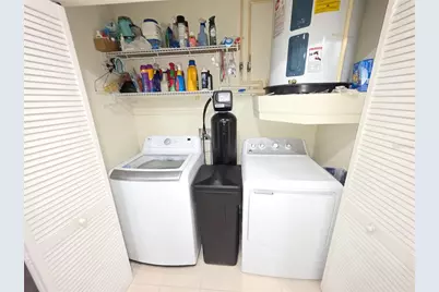 8152 Southern Pines Drive, Brooksville, FL 34601 - Photo 19