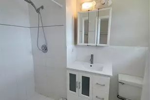 1494 85th Ave N, Saint Petersburg, FL 33702 - Photo 9