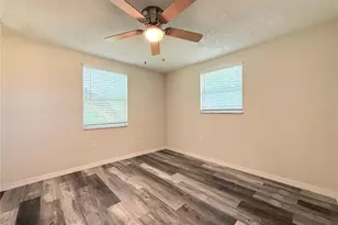 8717 Spanish Moss Dr, Port Richey, FL 34668 - Photo 13