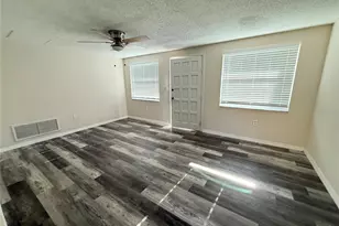 8717 Spanish Moss Dr, Port Richey, FL 34668 - Photo 3