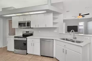 8918 Linebrook Dr, Trinity, FL 34655 - Photo 9