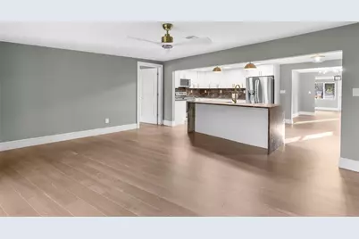 5200 Cyril Drive, Dade City, FL 33523 - Photo 19