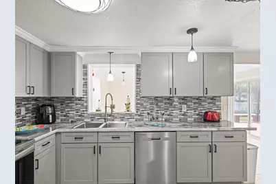 3408 Crape Myrtle Drive, Hernando Beach, FL 34607 - Photo 11
