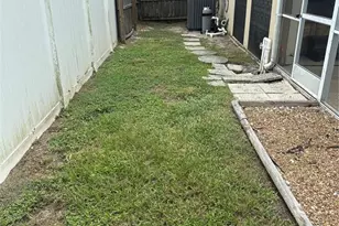 1576 Rosery Rd NE, Largo, FL 33770 - Photo 25