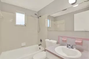 7201 Rhinebeck Dr, Port Richey, FL 34668 - Photo 11