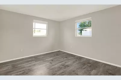 7201 Rhinebeck Drive, Port Richey, FL 34668 - Photo 9