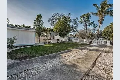 7 Georgia Avenue, Crystal Beach, FL 34681 - Photo 5