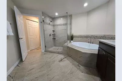 9201 Captiva Circle Circle, Saint Pete Beach, FL 33706 - Photo 29