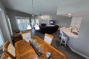 9201 Captiva Circle Circle, Saint Pete Beach, FL 33706 - Photo 7