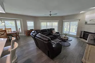 9201 Captiva Circle Circle, Saint Pete Beach, FL 33706 - Photo 3