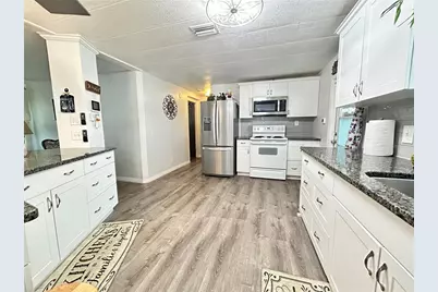 3131 Bixler Court, Holiday, FL 34690 - Photo 11