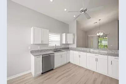 10163 Holly Berry Drive, Weeki Wachee, FL 34613 - Photo 15