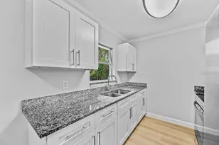 708 E Walts Ave, Deland, FL 32724 - Photo 13