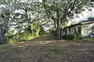 7610 Anna Ave, Gibsonton, FL 33534 - Photo 5
