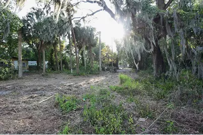 7610 Anna Avenue, Gibsonton, FL 33534 - Photo 37