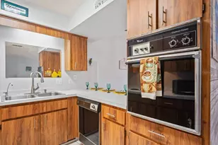 6101 Elmhurst Dr, New Port Richey, FL 34653 - Photo 11