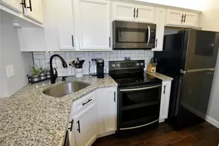 3188 Lake Pine Way S, Tarpon Springs, FL 34688 - Photo 11