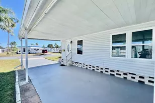 10819 London Dr, Port Richey, FL 34668 - Photo 5