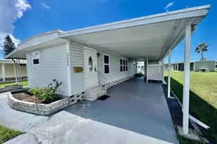 10819 London Dr, Port Richey, FL 34668 - Photo 3