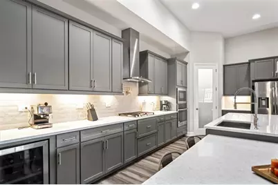 4232 Woodland Retreat Boulevard, New Port Richey, FL 34655 - Photo 9