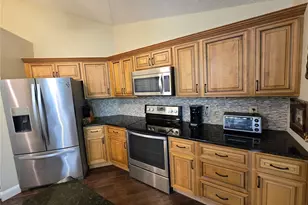 11740 Rolling Pine Ln, Port Richey, FL 34668 - Photo 9