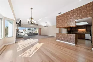 6225 Bayside Dr, New Port Richey, FL 34652 - Photo 7