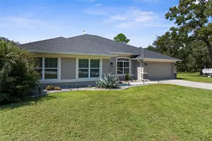 18209 Merwyn Circle, Weeki Wachee, FL 34614 - Photo 5