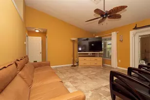 5223 Hamlet Cir, Spring Hill, FL 34606 - Photo 17