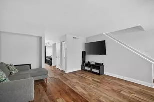 6343 23rd St N, Saint Petersburg, FL 33702 - Photo 5