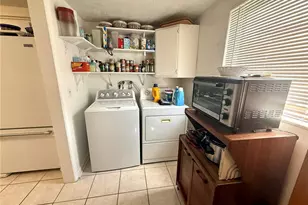 11210 Meadow Dr, Port Richey, FL 34668 - Photo 9