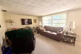 11210 Meadow Dr, Port Richey, FL 34668 - Photo 7