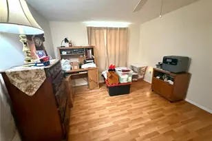 11210 Meadow Dr, Port Richey, FL 34668 - Photo 9