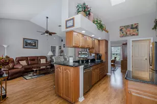 10351 Flag Rd, Spring Hill, FL 34608 - Photo 21