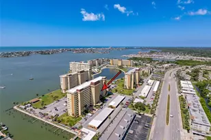 4550 Cove Cir, Saint Petersburg, FL 33708 - Photo 31