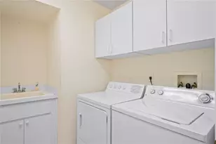 11255 Copley Ct, Spring Hill, FL 34609 - Photo 23