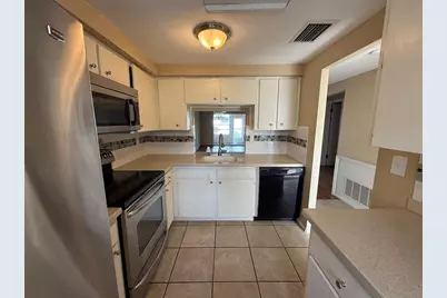 4233 Tamargo Drive #4233, New Port Richey, FL 34652 - Photo 5