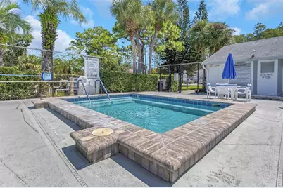 1344 Pine Ridge Circle E #D2, Tarpon Springs, FL 34688 - Photo 27