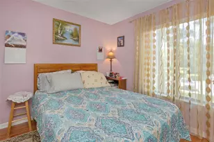 1344 Pine Ridge Cir E, Tarpon Springs, FL 34688 - Photo 15