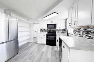 10805 Fillmore Ave, Port Richey, FL 34668 - Photo 9